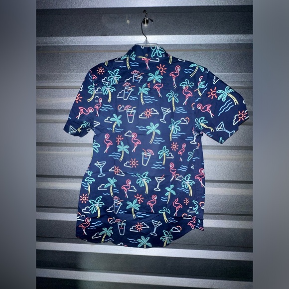 Chubbies Shirts - Picture 3 of 3